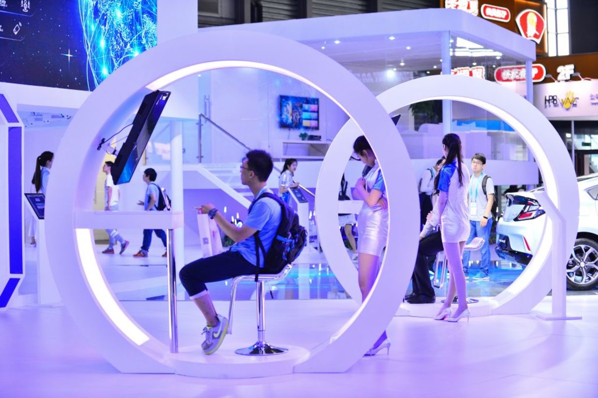 ces-asia-2017-show-floor