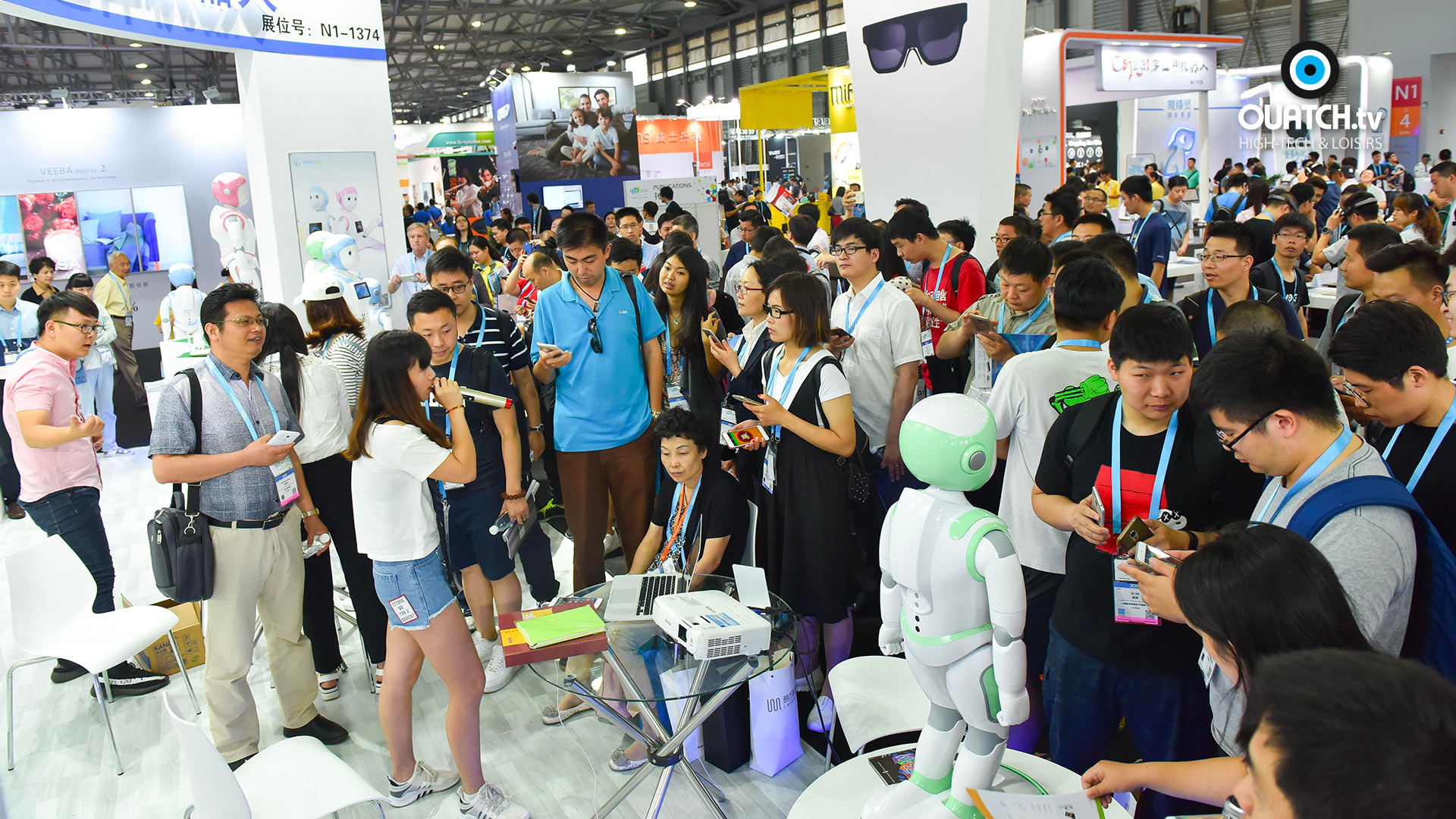 hall-public-stand-ces-asia-2017-1920x1080